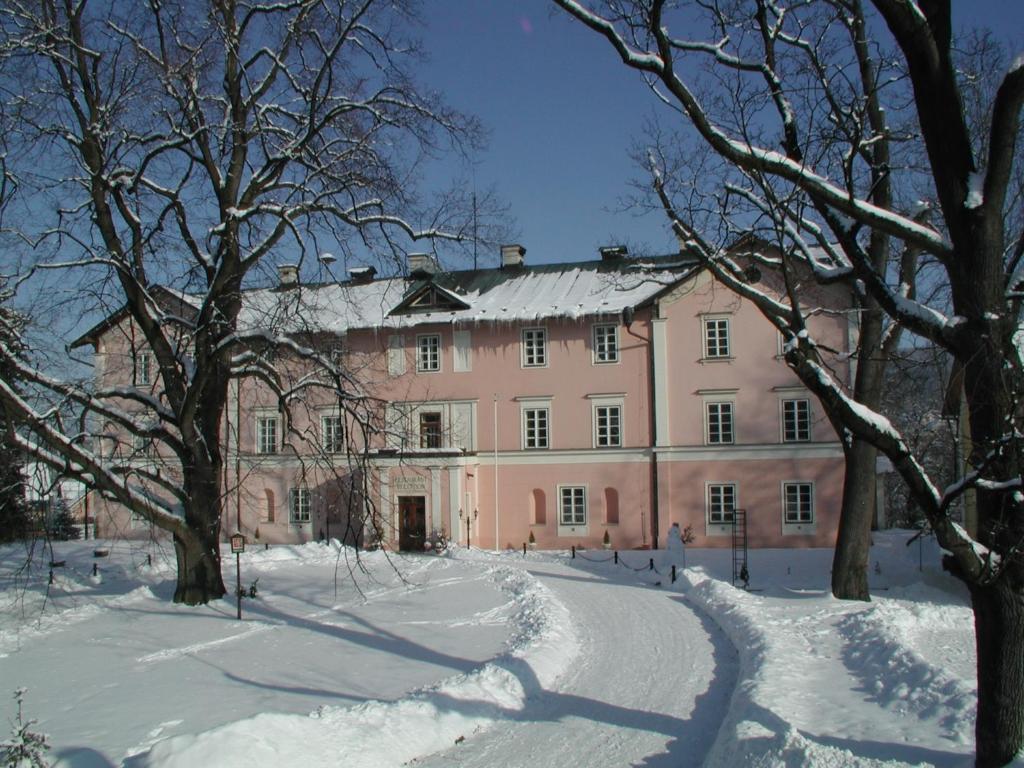 Schlosshotel Zamek Zdikov Екстер'єр фото