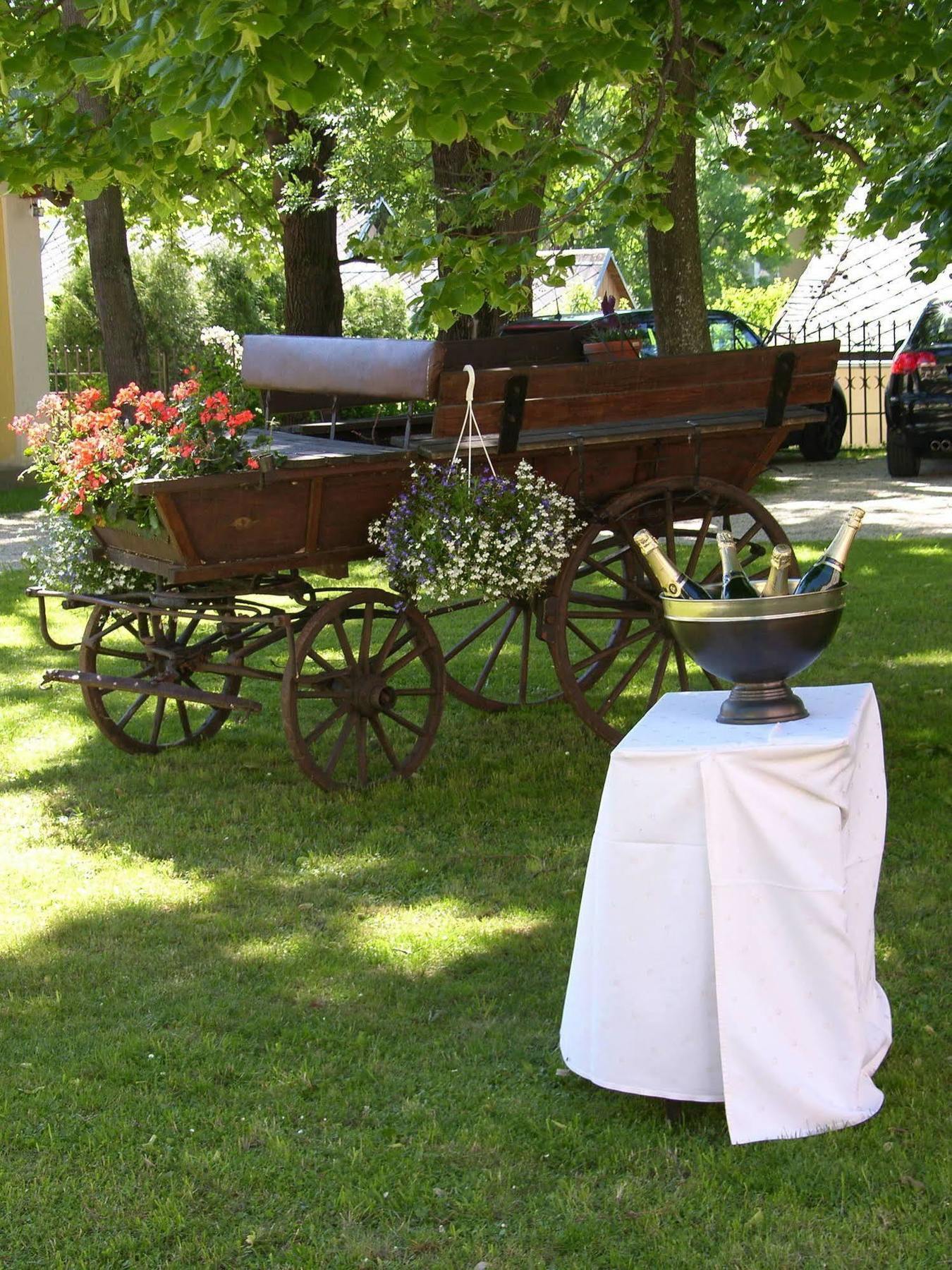 Schlosshotel Zamek Zdikov Екстер'єр фото